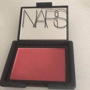 NARS Blush in Peepshow